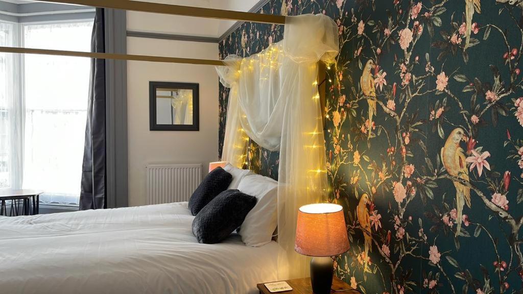 Lilyrose Hotel Уитби Номер фото