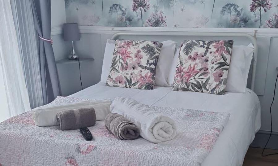 Lilyrose Hotel Уитби Номер фото